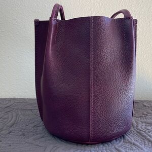 Portland Leather Devan